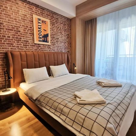 Cozy One-Bedroom Apartment At Ljubovic Park Podgorica Kültér fotó