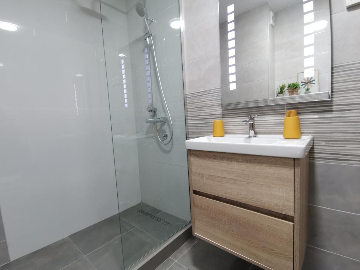 Cozy One-Bedroom Apartment At Ljubovic Park Podgorica Kültér fotó